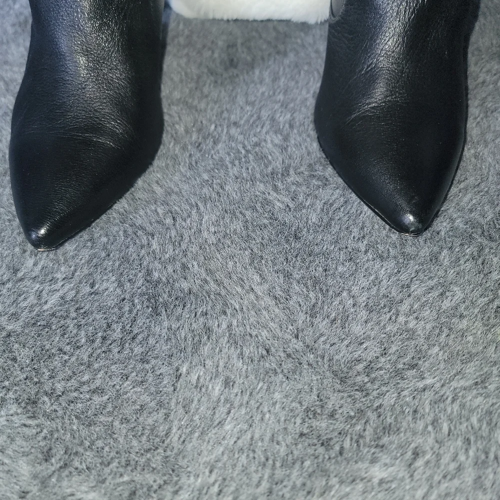 Kenneth Cole Leather Black Knee-High Women's Boots